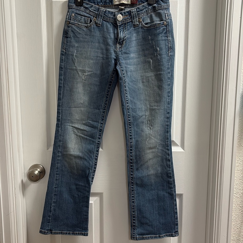Aeropostale boot, cut jeans, Chelsea, size 34 short
